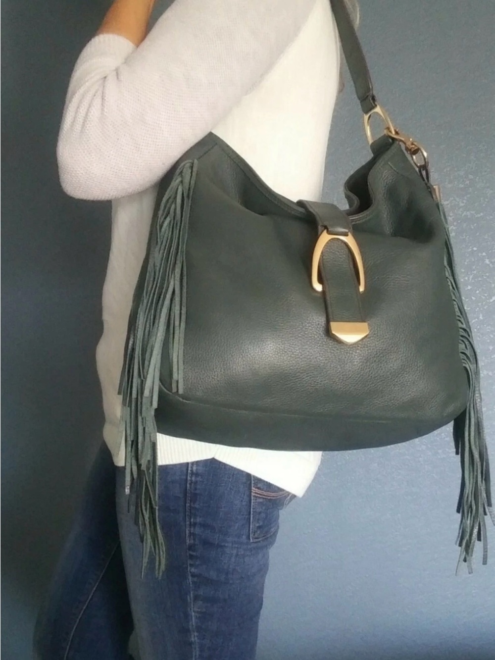 G.I.L.I Fringed Leather Hobo Bag in Dark Green - Picture 9 of 10